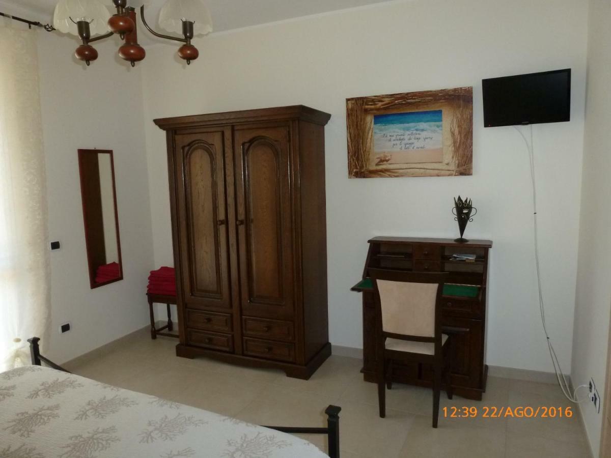 Sogno Di Mare Bed & Breakfast Pula Exterior photo